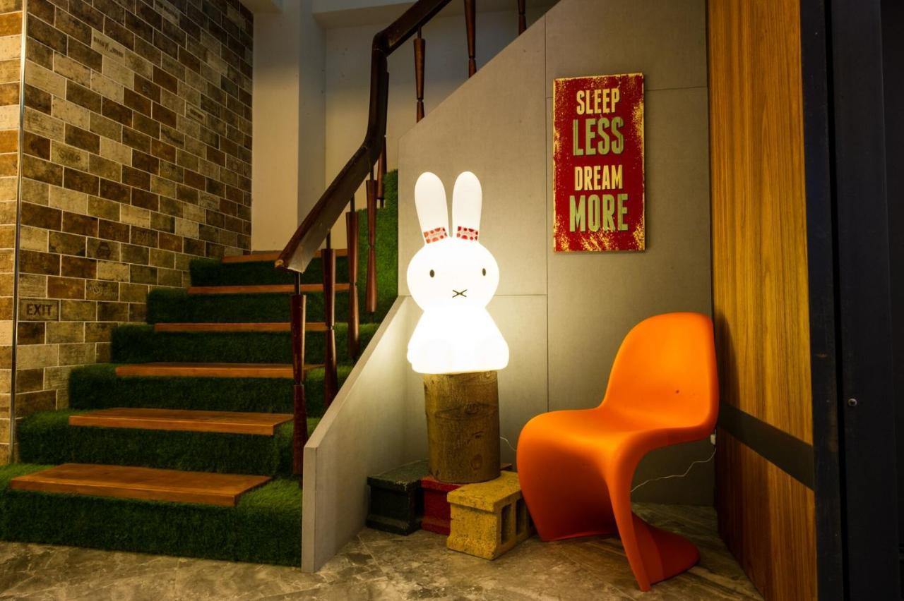 Lucky Apple Hotel تايبيه المظهر الخارجي الصورة
